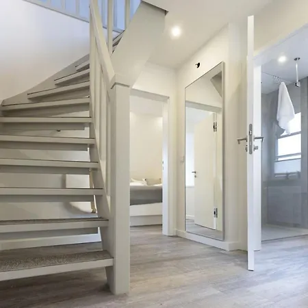 Semesterbostad Tohuus