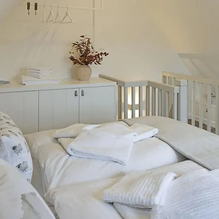 Tohuus Semesterbostad