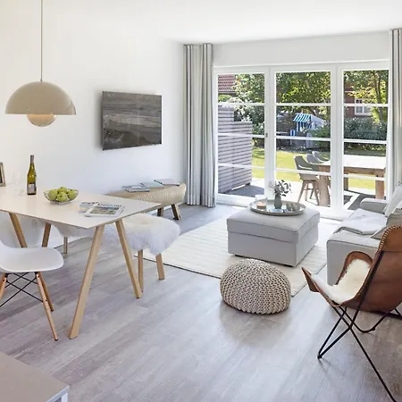 Tohuus Semesterbostad List